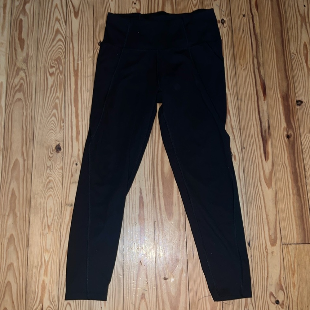 Black leggings